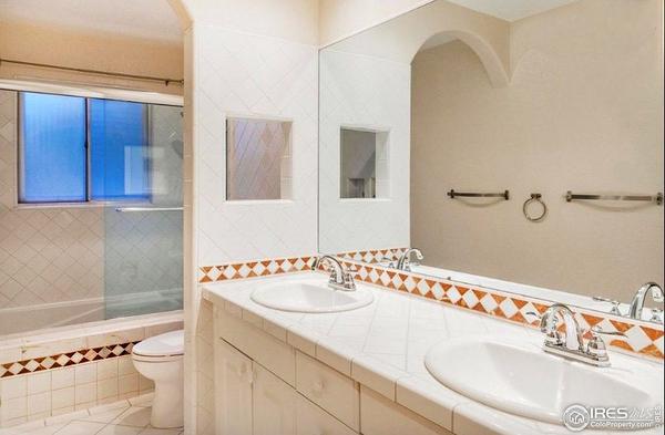 3415 Heidelberg Drive