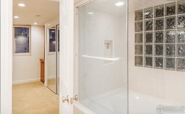 3415 Heidelberg Drive